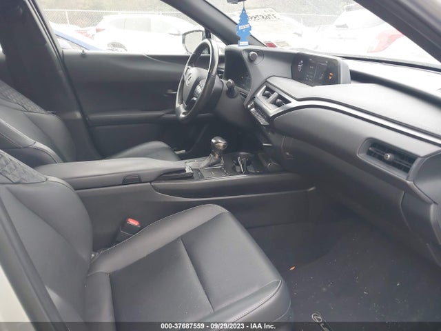JTHY3JBH8K2000711 Lexus Ux Ux 200