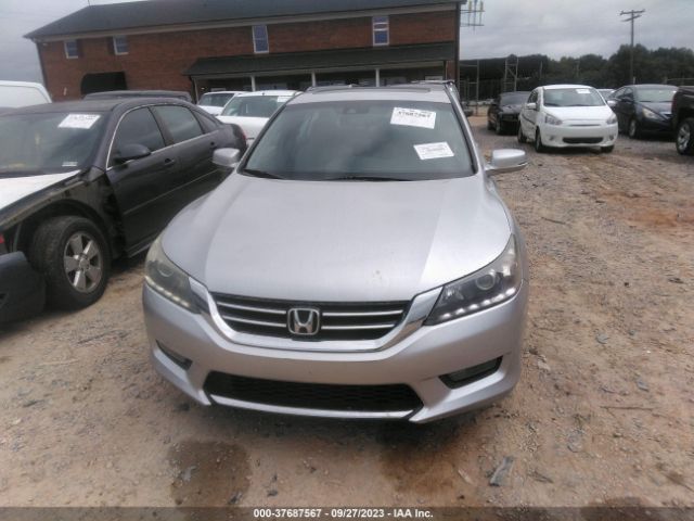 1HGCR3F80FA025356 Honda Accord Sedan Ex-l