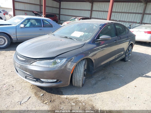 Chrysler 200 S 2015 1C3CCCDG7FN523481 Image 2