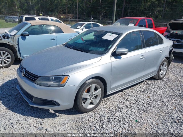 3VWLL7AJ3EM260639 Volkswagen Jetta Sedan Tdi
