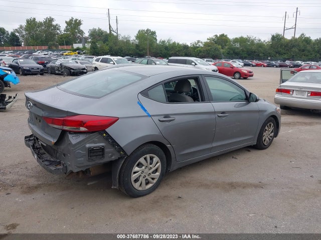 Hyundai ELANTRA SE 2018 5NPD74LF4JH330524 Image 4