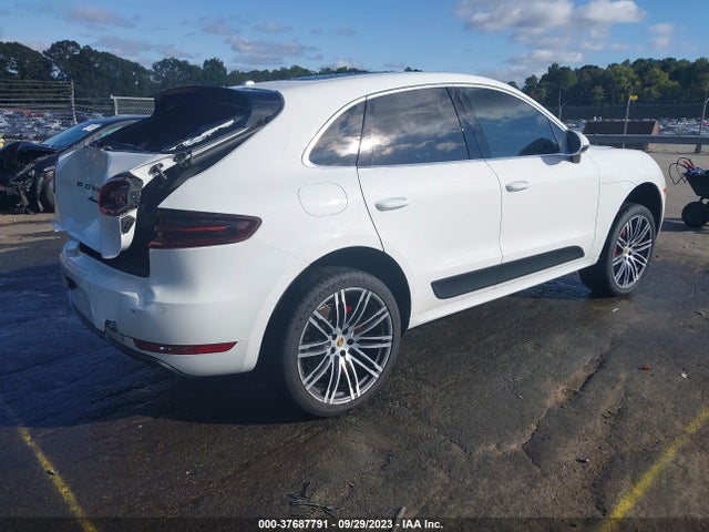 2017 PORSCHE MACAN WP1AG2A5XHLB52401 Photo 3