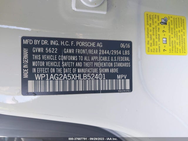 2017 PORSCHE MACAN WP1AG2A5XHLB52401 Photo 8