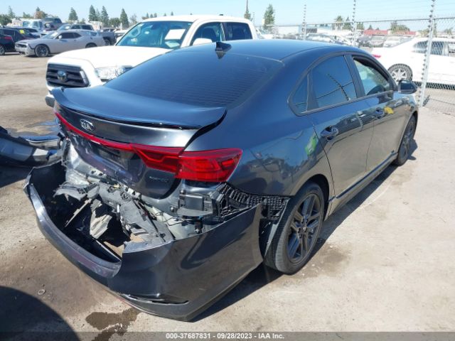 3KPF34AD8ME306483 KIA Forte Gt-line