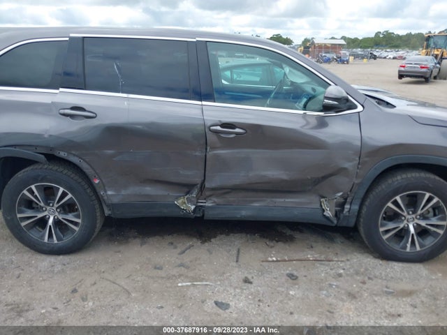 Toyota Highlander Le 2019 5TDZZRFH7KS344844 Image 6
