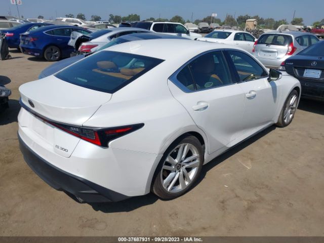 2021 LEXUS IS JTHCA1D20M5112963 Photo 3