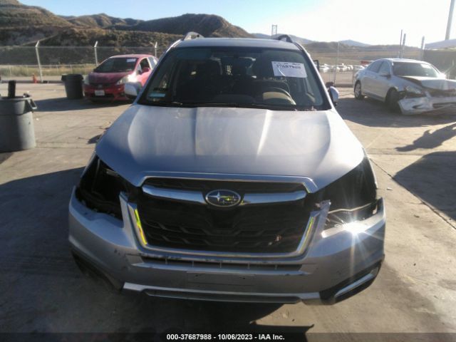 JF2SJAGC2HH517228 Subaru Forester Premium