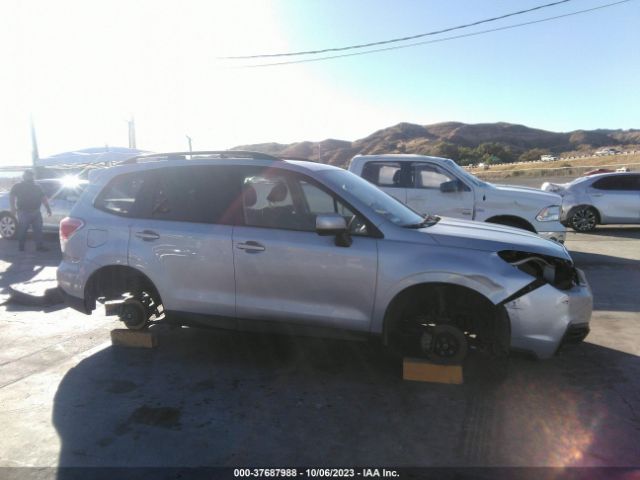JF2SJAGC2HH517228 Subaru Forester Premium