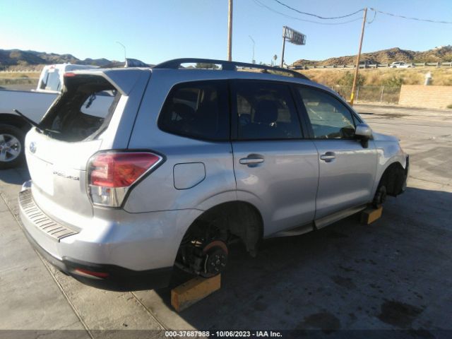 JF2SJAGC2HH517228 Subaru Forester Premium