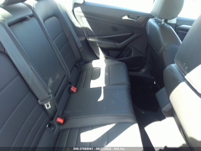 3VWC57BU5MM017299 Volkswagen Jetta S/se/r-line