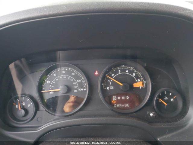 1C4NJCBA5ED769877 Jeep Compass Altitude