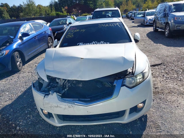 2010 ACURA TSX VIN: JH4CU2F61AC000211
