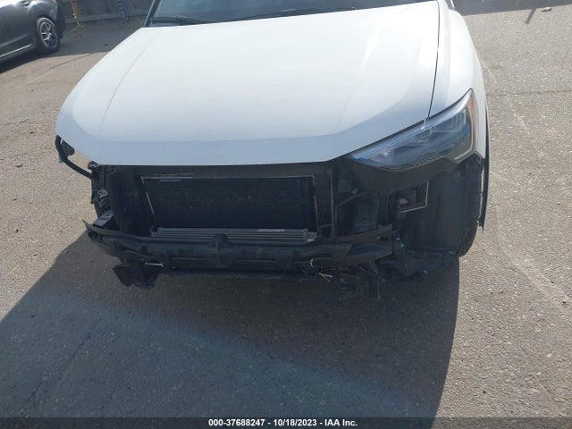 WA1AUCF31M1066207 Audi Q3 PREMIUM