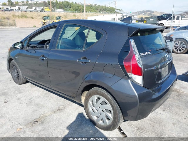 2015 TOYOTA PRIUS C TWO VIN: JTDKDTB38F1586407