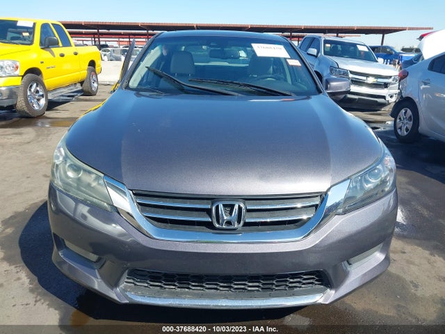 2015 HONDA ACCORD SEDAN EX-L VIN: 1HGCR2F83FA113263