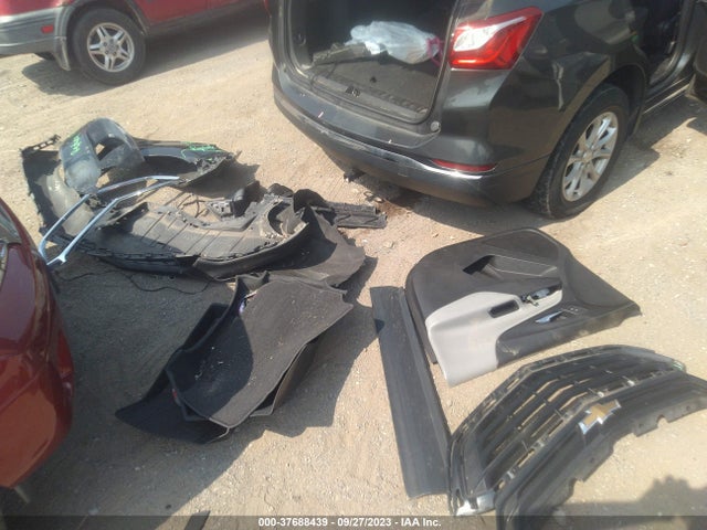 Chevrolet EQUINOX LS 2018 2GNAXHEV0J6345080 Image 8
