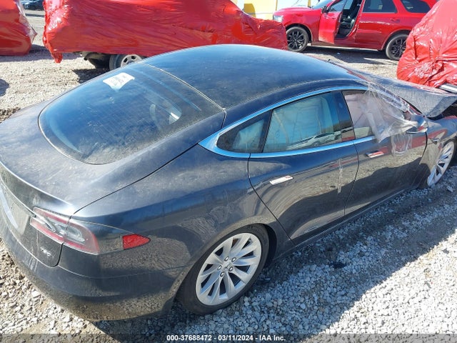 2018 TESLA MODEL S 5YJSA1E28JF286334 Photo 3