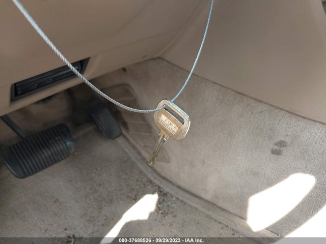 1997 TOYOTA AVALON XL/XLS VIN: 4TABF12B9VU196558