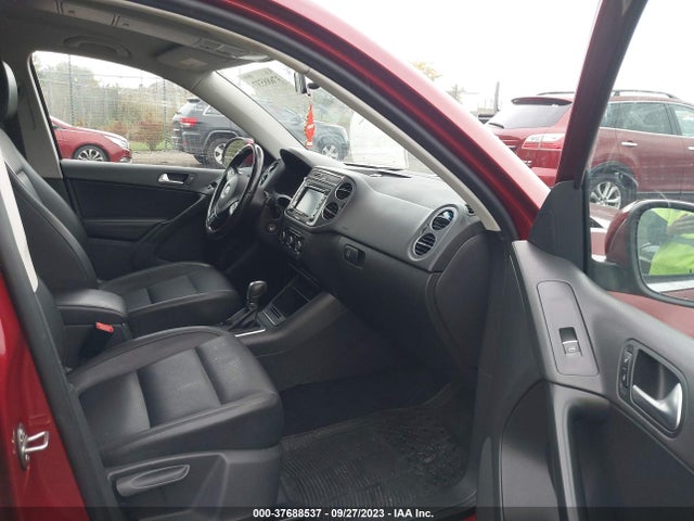 2012 VOLKSWAGEN TIGUAN SE VIN: WVGAV7AX8CW003252