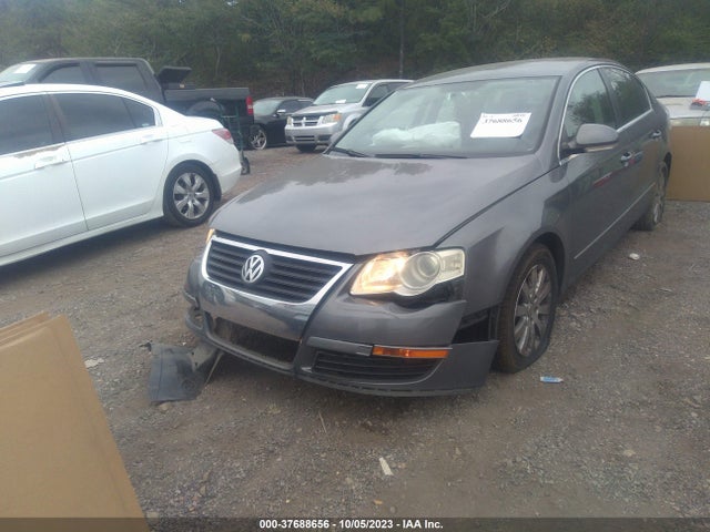 2008 VOLKSWAGEN PASSAT SEDAN WVWJK73C08P126343 Photo 5