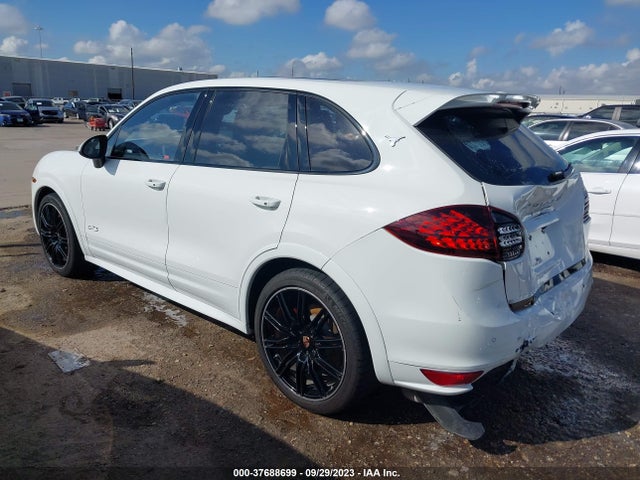 2014 PORSCHE CAYENNE WP1AD2A21ELA76433 Photo 2