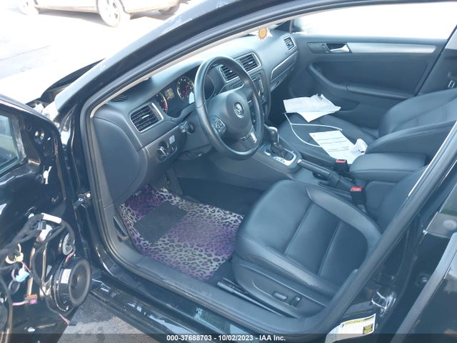 3VWLL7AJ3EM392767 Volkswagen Jetta Sedan Tdi W/premium/nav