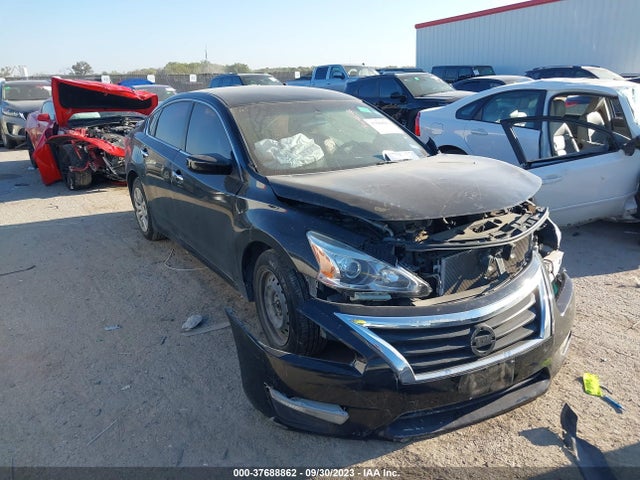2015 1N4AL3AP8FN304607 main image