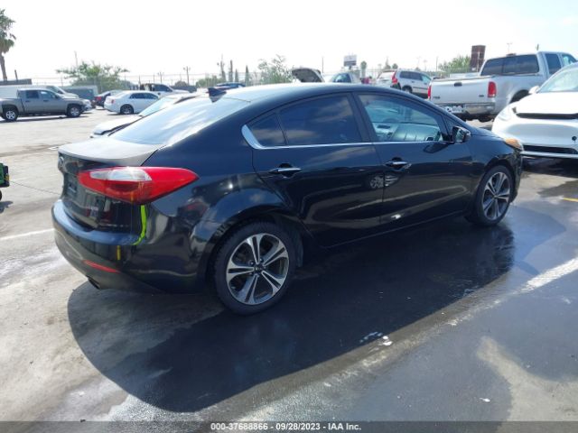 KNAFZ4A83E5119938 KIA FORTE EX