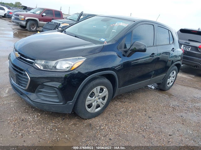 Chevrolet TRAX LS 2017 3GNCJKSB5HL263594 Image 2