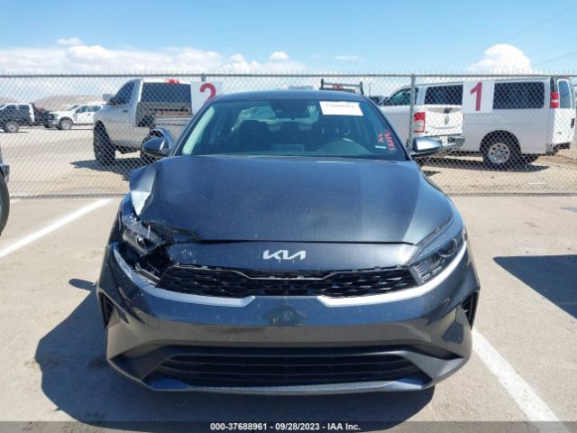 3KPF24AD3PE644817 KIA Forte Lxs