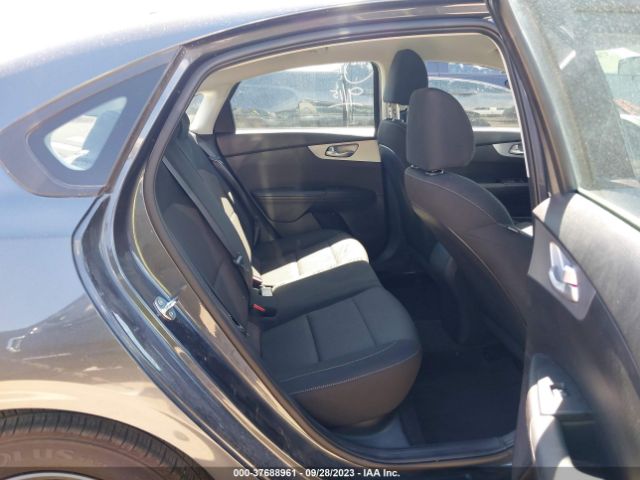 3KPF24AD3PE644817 KIA Forte Lxs