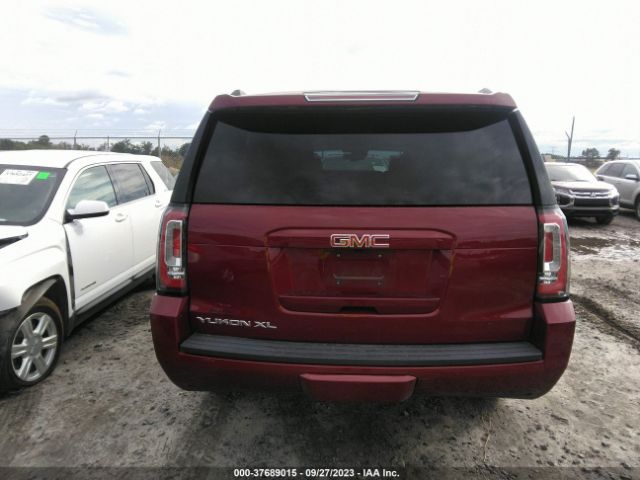 1GKS1GKC1KR173938 GMC Yukon Xl Slt