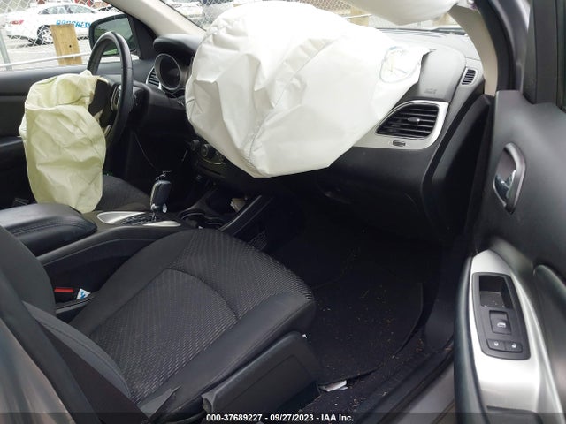 Dodge JOURNEY SE 2018 3C4PDCAB4JT533218 Image 5