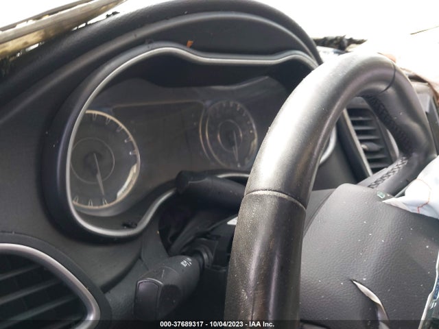 1C3CCCAB0GN126821 Chrysler 200 Limited