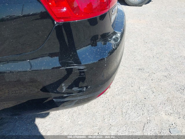 3VW2K7AJ8EM428855 Volkswagen Jetta Sedan S