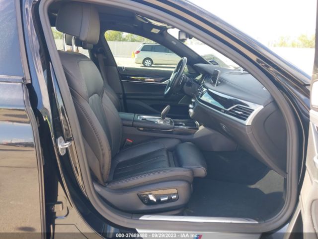 WBA7E2C56KB217544 BMW 7 Series 740i