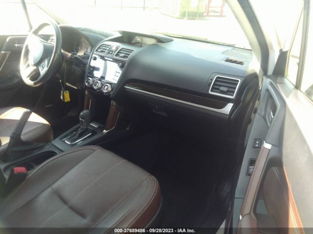 JF2SJATC1HH522782 Subaru Forester Touring