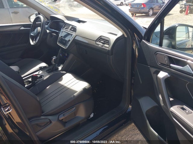 3VV3B7AXXNM150893 Volkswagen TIGUAN SE