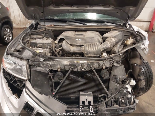 1C4RJFBG0FC110796 Jeep Grand Cherokee Limited