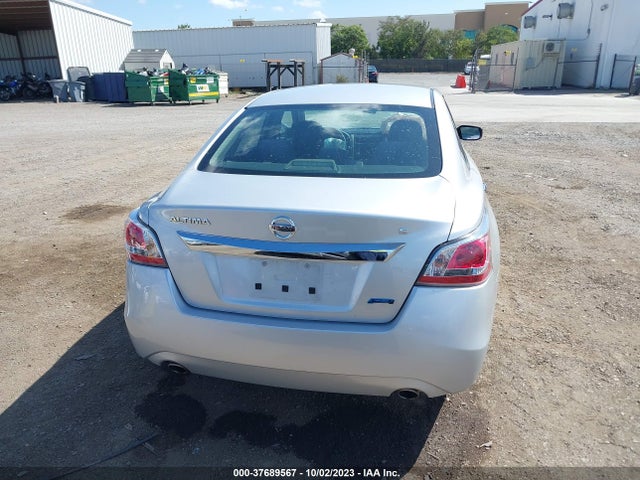 Nissan Altima 2.5 S 2014 1N4AL3AP0EC270219 Image 16