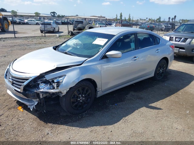 Nissan Altima 2.5 S 2014 1N4AL3AP0EC270219 Image 2
