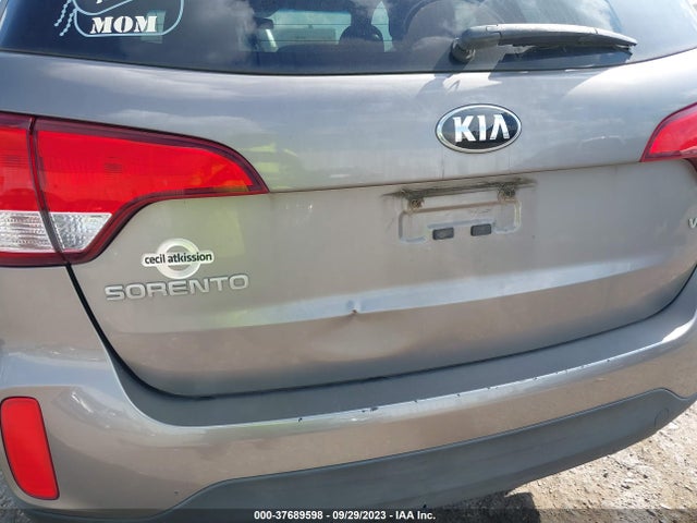 KIA SORENTO LX 2015 5XYKTDA77FG649204 Image 6