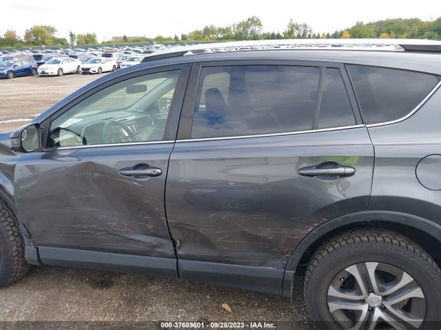 Toyota RAV4 LE 2016 JTMZFREV2GJ098600 Image 14