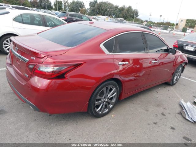 1N4AL3AP8JC152946 Nissan Altima 2.5 Sr