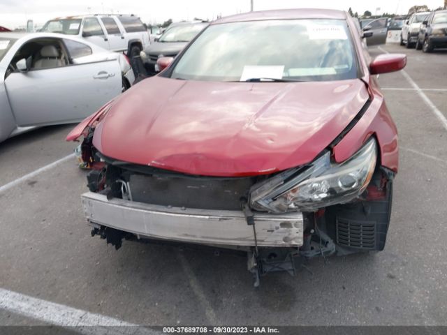 1N4AL3AP8JC152946 Nissan Altima 2.5 Sr