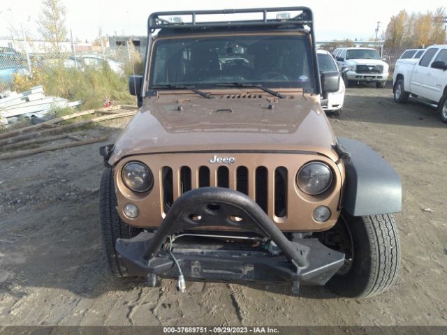 1C4BJWDG7FL650564 Jeep Wrangler Unlimited Sport