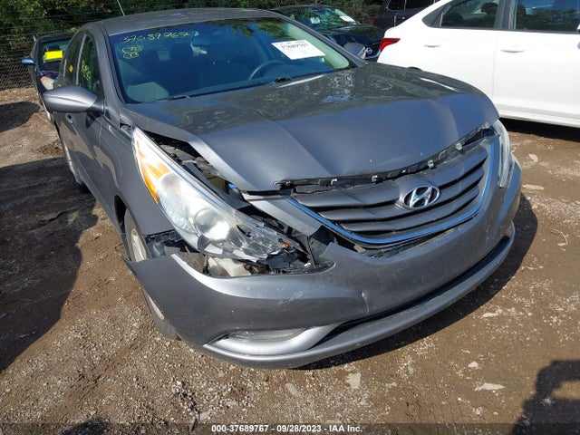2013 HYUNDAI SONATA GLS VIN: 5NPEB4AC0DH666753