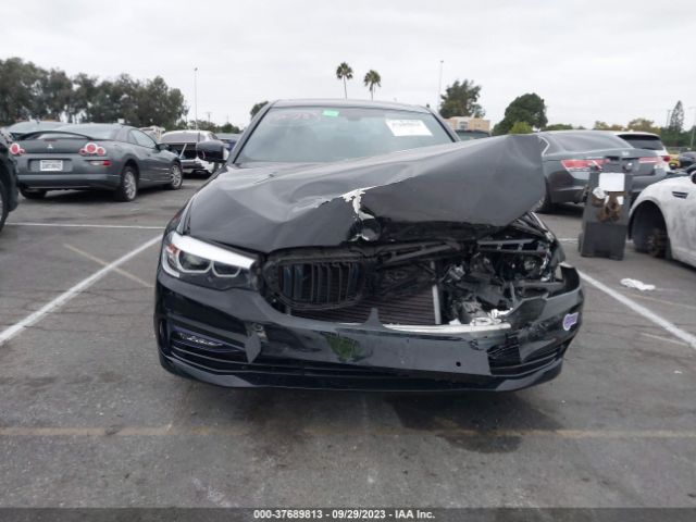 WBAJA9C54JB251300 BMW 5 Series 530e Iperformance