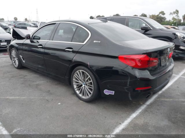 WBAJA9C54JB251300 BMW 5 Series 530e Iperformance