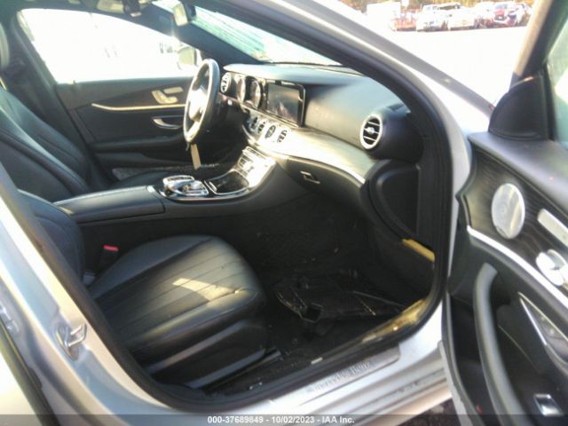 2017 MERCEDES-BENZ E-CLASS WDDZF4KB6HA023869 Photo 4